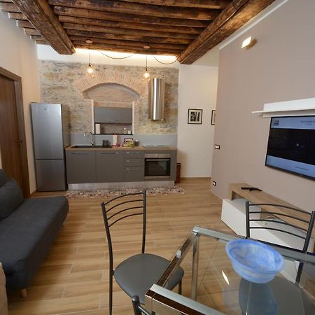 Vico Durazzo Apartment Генуя Экстерьер фото