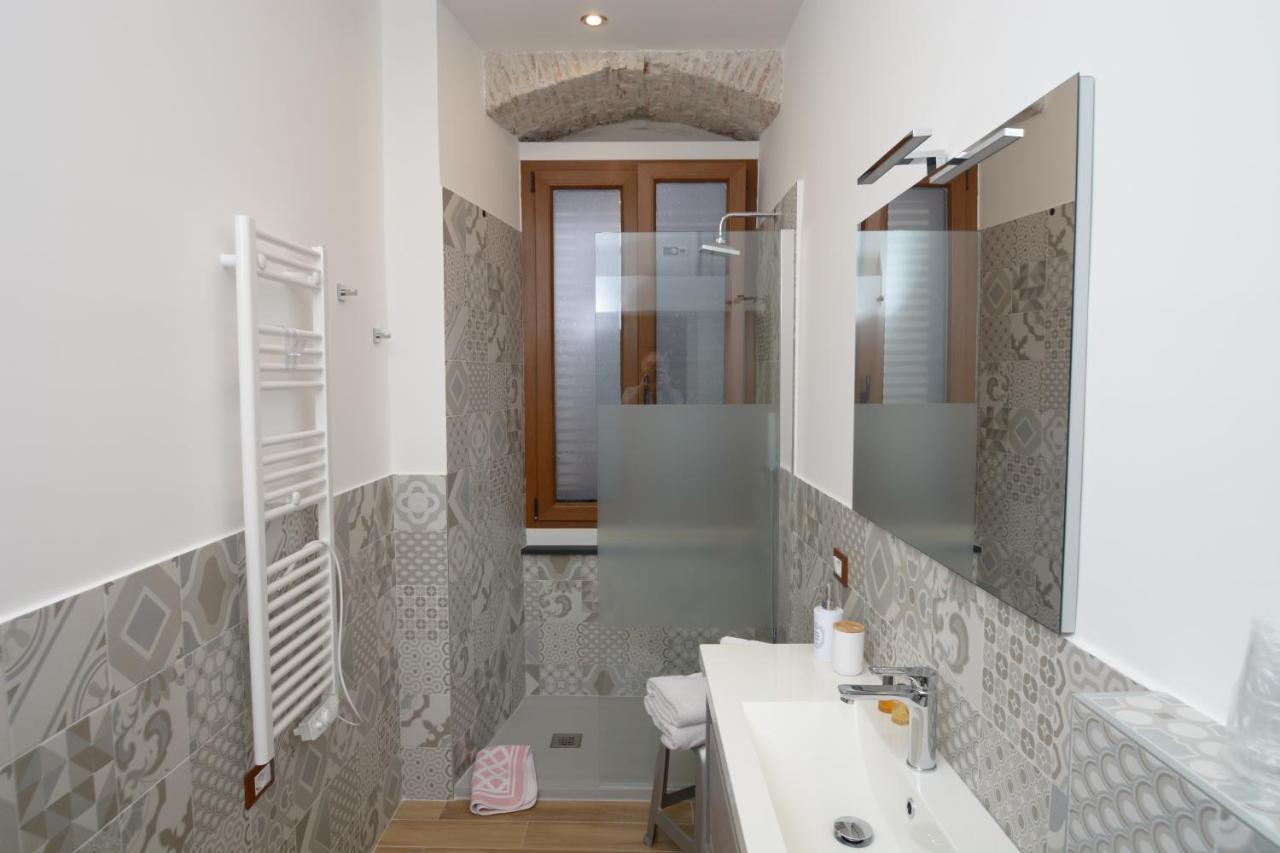 Vico Durazzo Apartment Генуя Экстерьер фото
